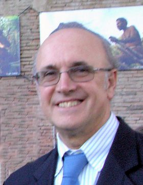 Luis J Aulet