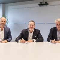 Schiphol and Maastricht Aachen Airport enter into strategic partnership - Vimarsana News
