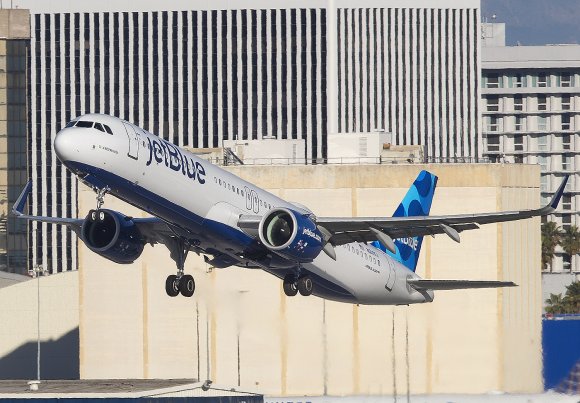 Paris To Become JetBlue’s Second European Destination | Routes