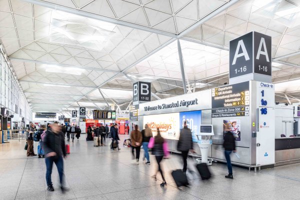 Which London airport if I’m travelling with kids? - Stansted Airport