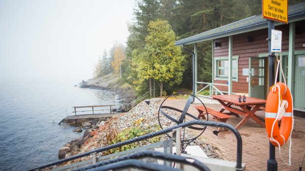 Kaupinoja public sauna in Autumn - Laura Vanzo