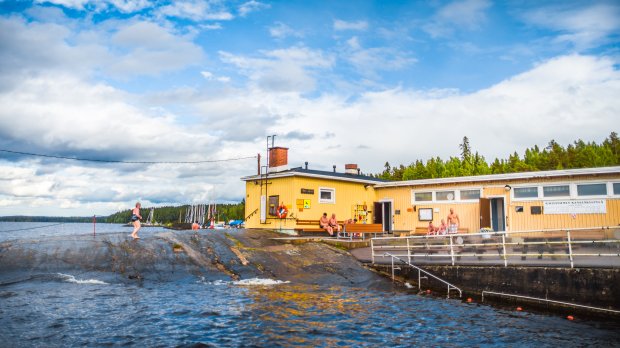 Rauhaniemi public sauna at summer - Laura Vanzo