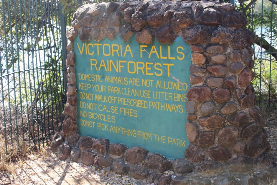 Victoria Falls Tour