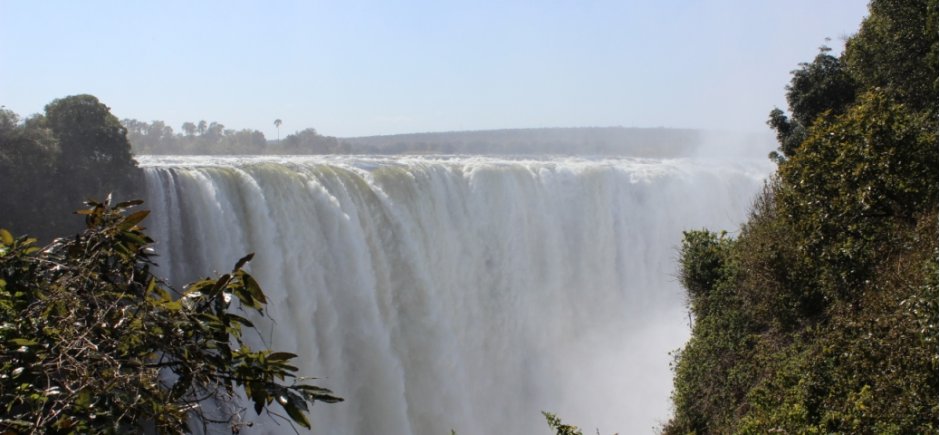 Victoria Falls Tour