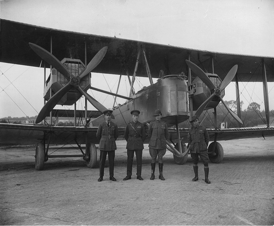 The Vickers Vimy with crew