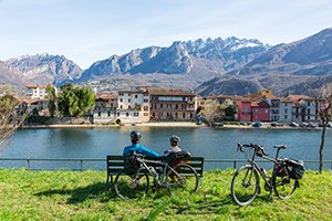 013 - 2-Bergamo-Lago Diavolo e passo Cigola 300x200