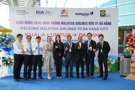 Ceremony at the arrival hall of Terminal 2