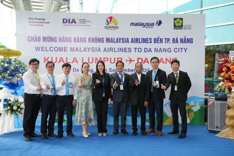 Ceremony at the arrival hall of Terminal 2