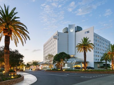 Crowne Promenade Perth