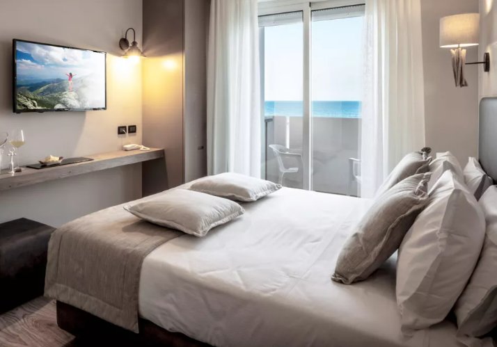 lit reu26 hotel