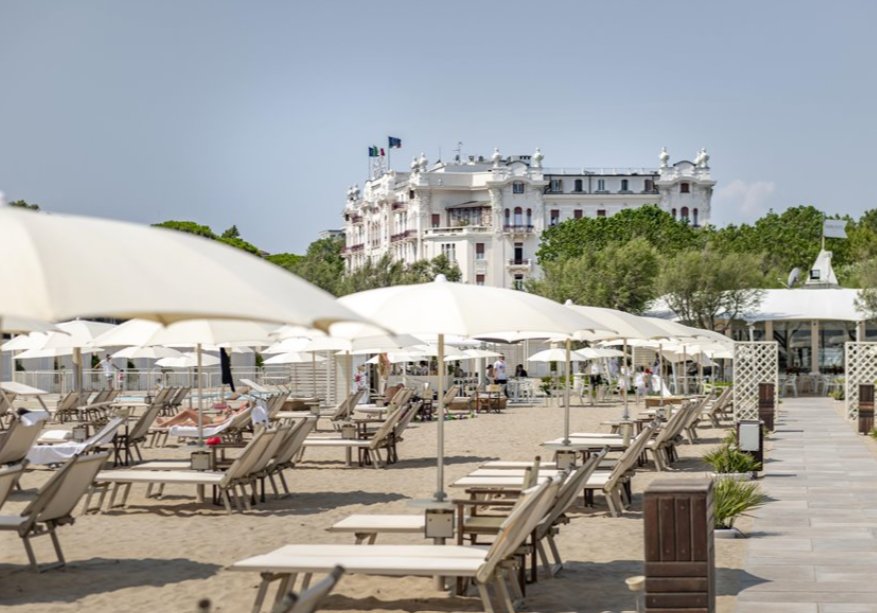 Residence hotel REU26
